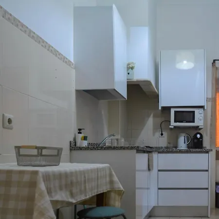 Porta 4 - Flores Ii Appartement